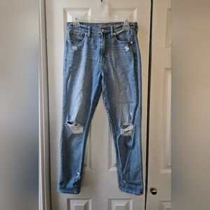 AE Mom Jeans size 4